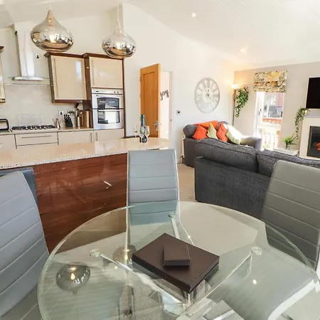Feriehus Bowness 66
