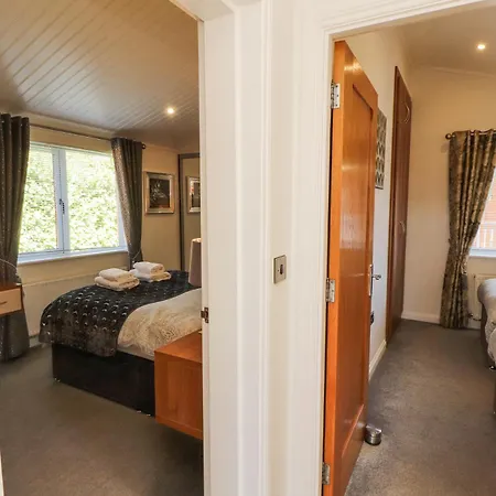 Feriehus Bowness 66 *